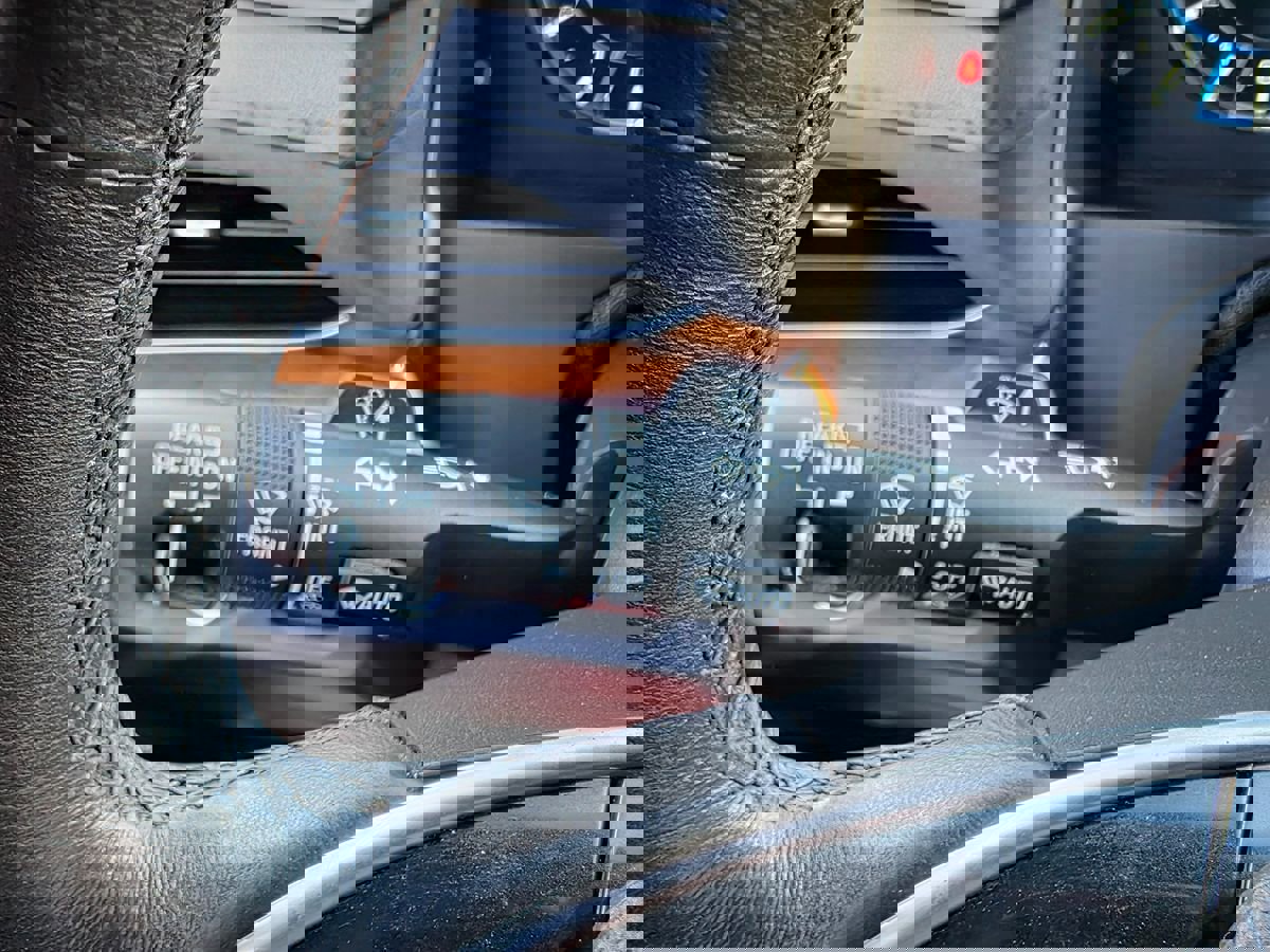 Used 2017 Cadillac Escalade Luxury image 42