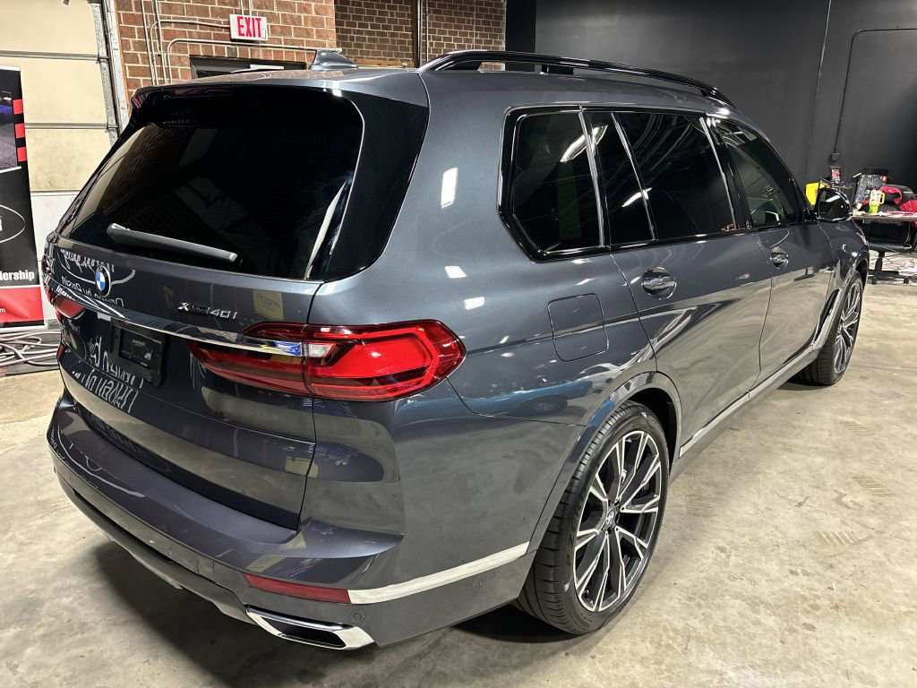 Used 2021 BMW X7 xDrive40i w/ Premium Package image 11