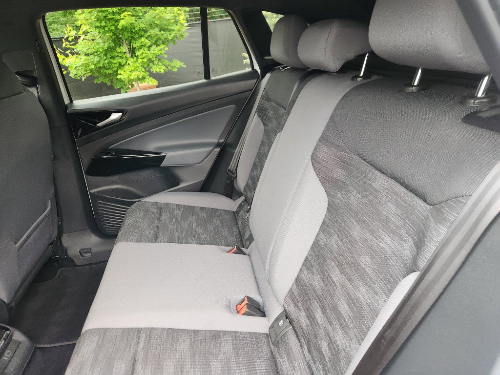 Certified 2021 Volkswagen ID.4 Pro AWD/4WD image 25