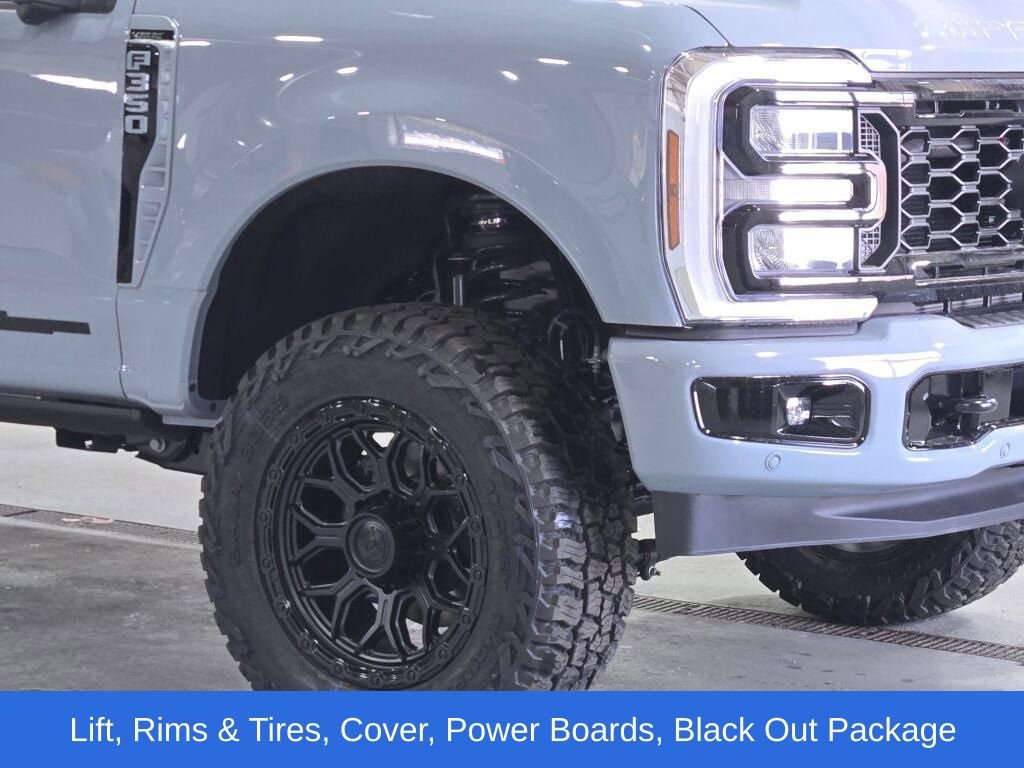 New 2026 Ford F350 Lariat w/ Black Appearance Package image 3