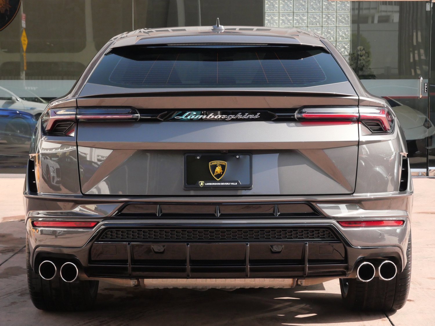 Used 2024 Lamborghini Urus S image 4
