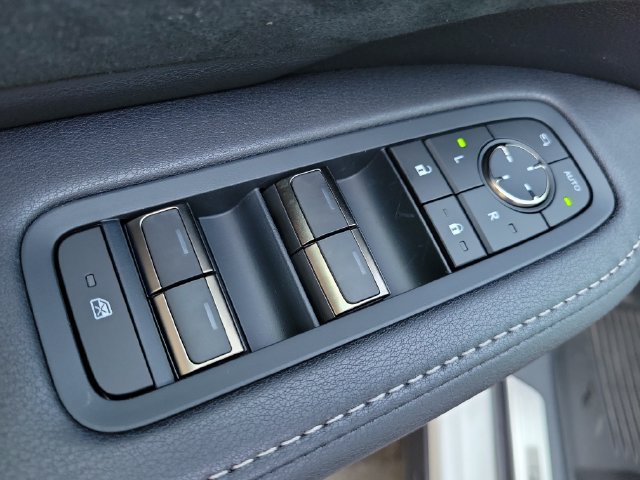 New 2026 Lexus TX 500h AWD w/ Technology Package image 20