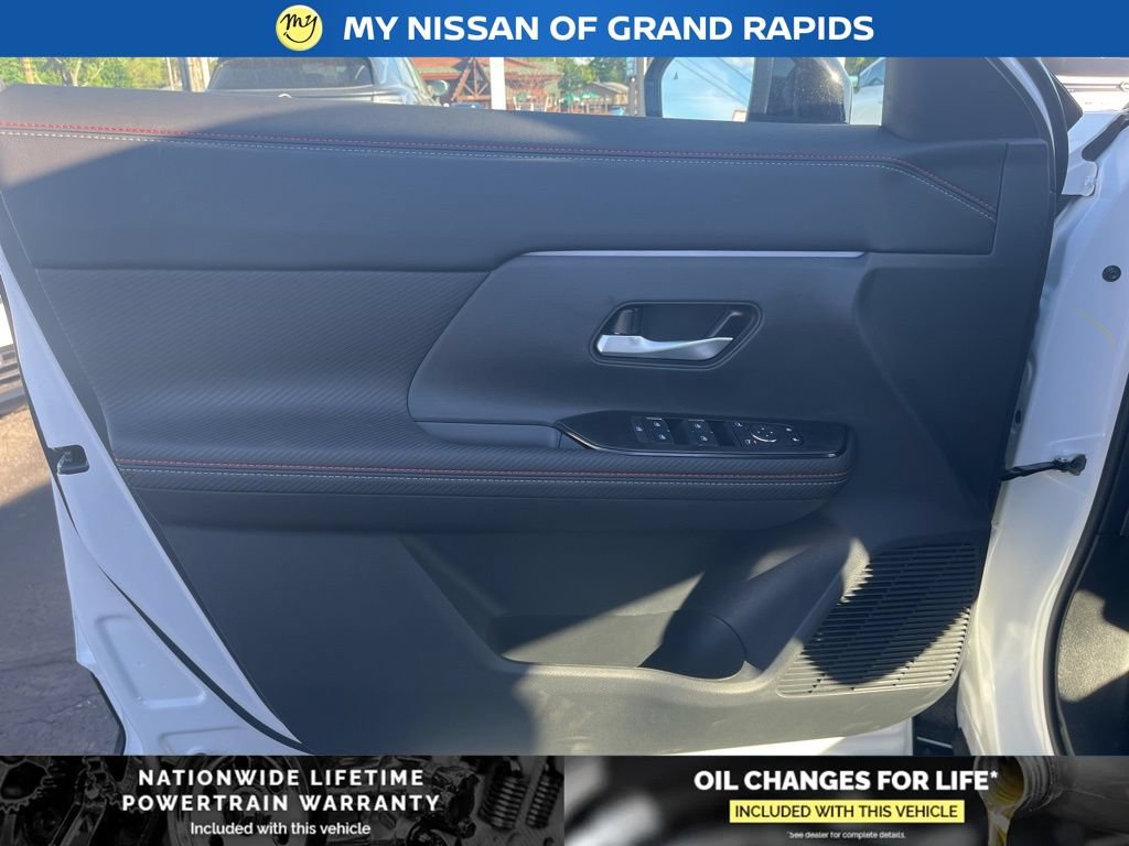 New 2026 Nissan Kicks SR AWD/4WD image 10