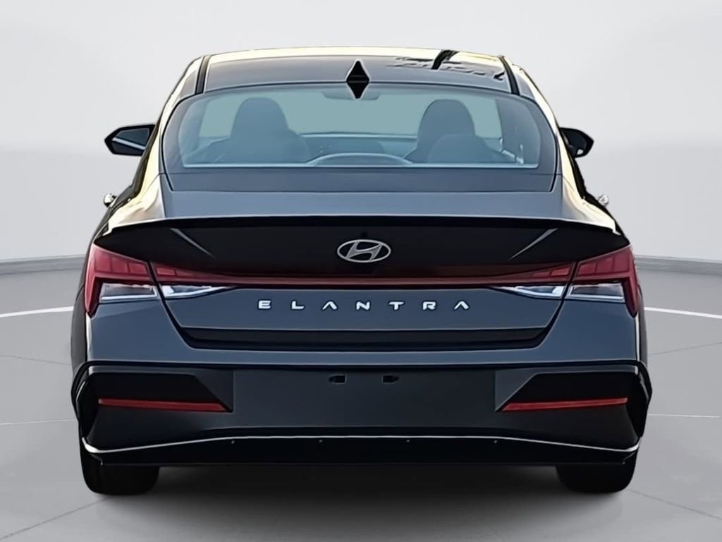 New 2026 Hyundai Elantra SEL Sport image 6