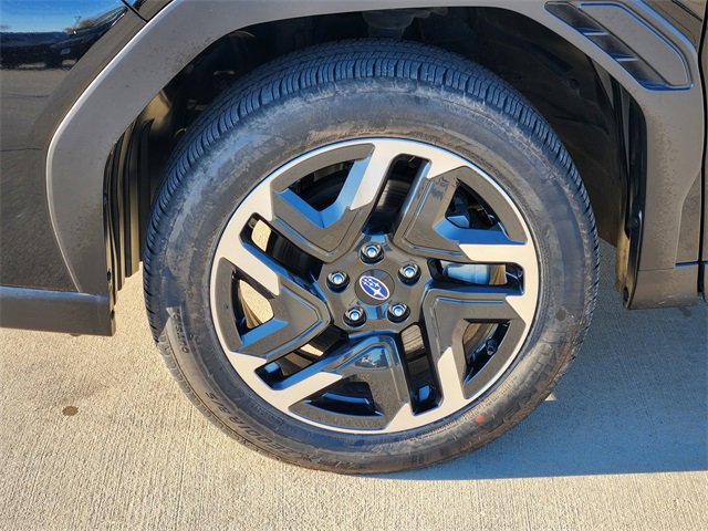 Certified 2025 Subaru Forester Limited image 12