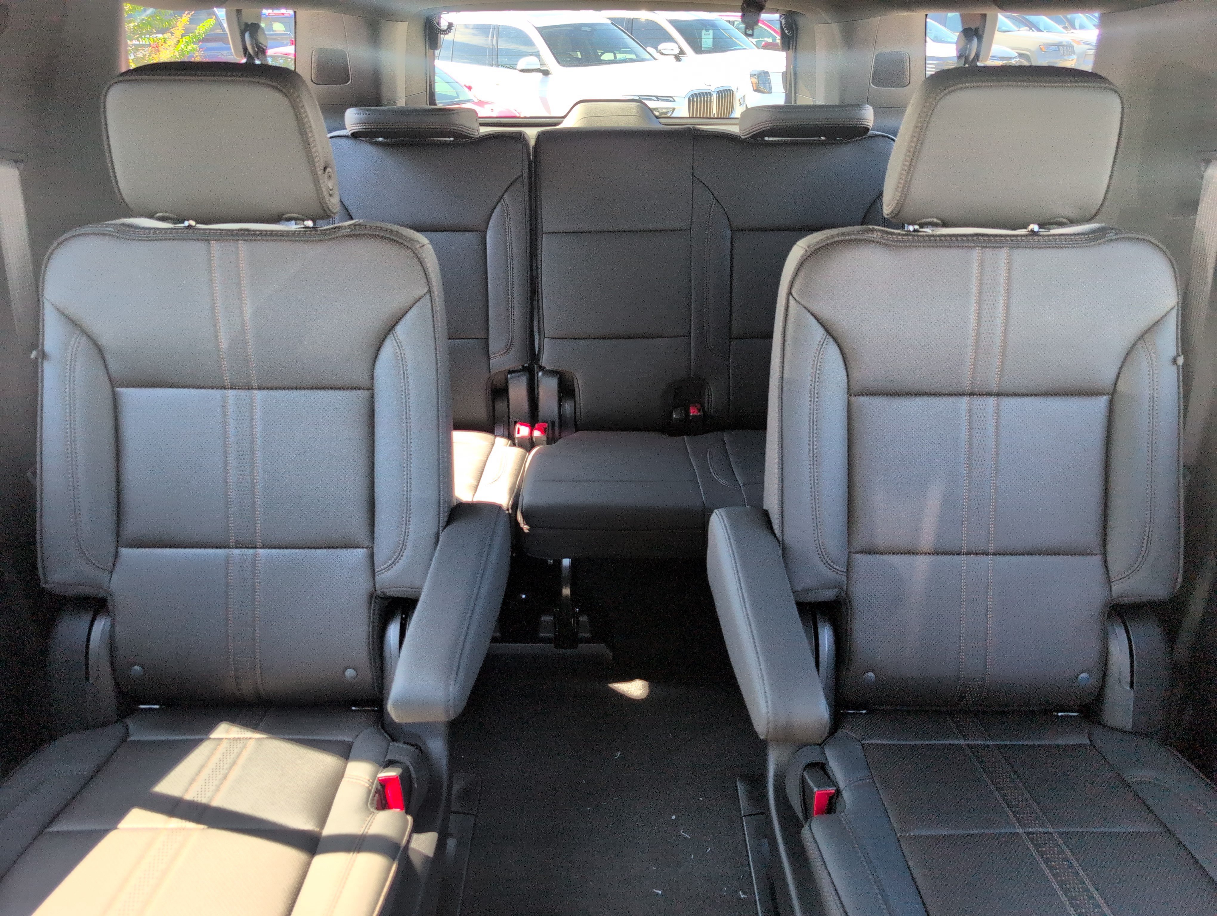 New 2026 Chevrolet Suburban High Country RWD image 29