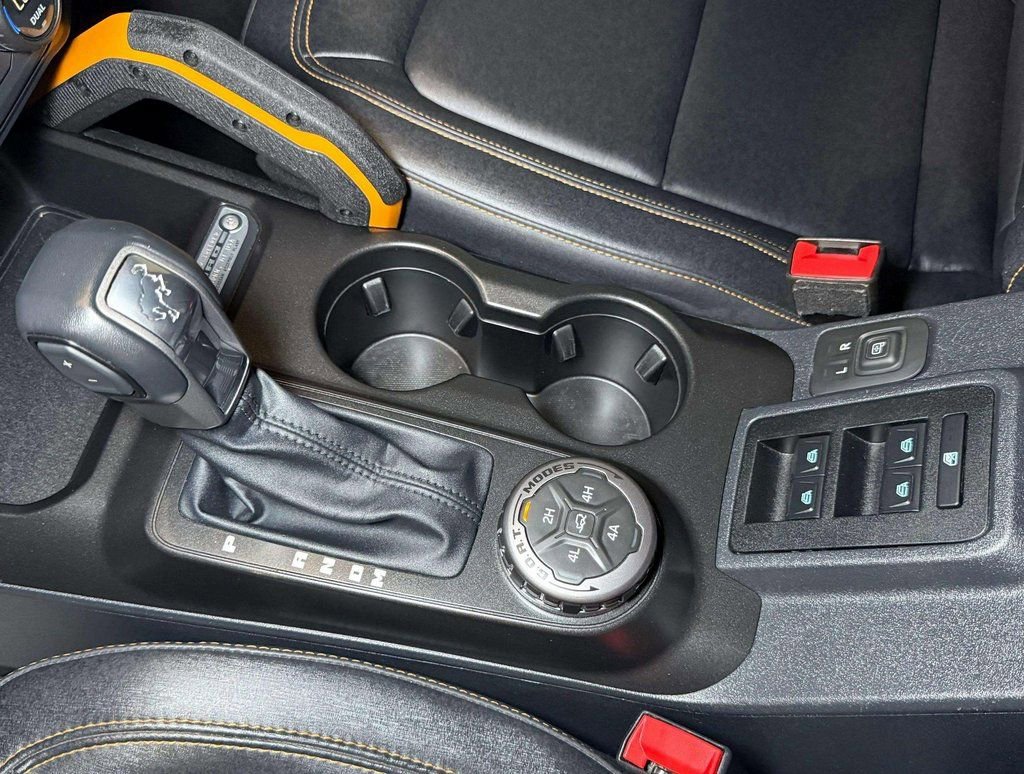 Used 2021 Ford Bronco Badlands w/ Sasquatch Package image 15