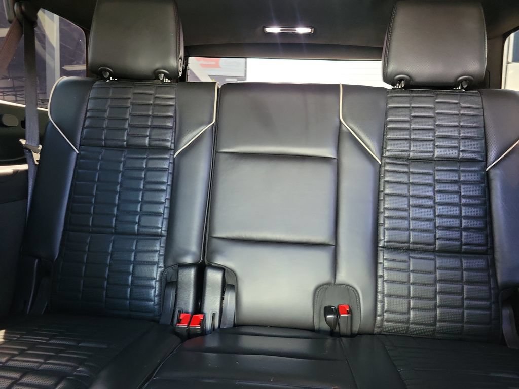 Used 2021 Cadillac Escalade ESV Sport Platinum w/ Heavy-Duty Trailer Package AWD/4WD image 11