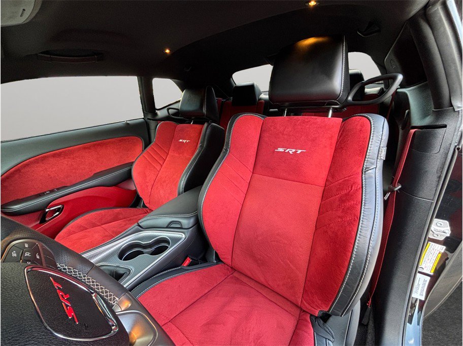 Used 2015 Dodge Challenger SRT Hellcat image 19