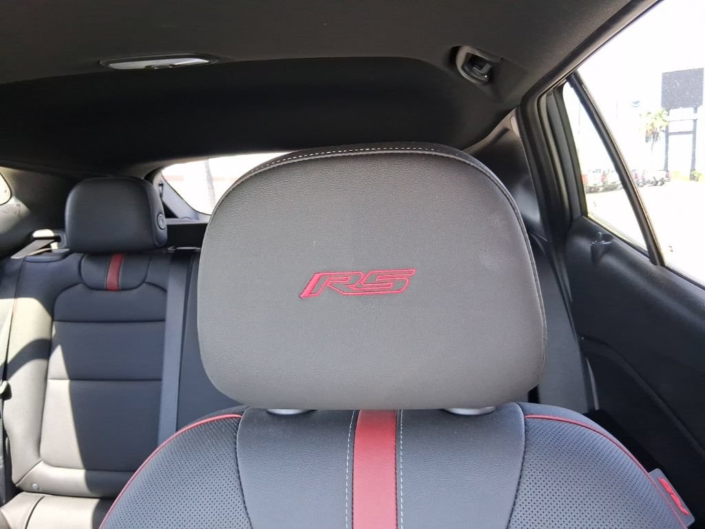 Used 2026 Chevrolet Trax RS w/ Sunroof Package FWD image 16