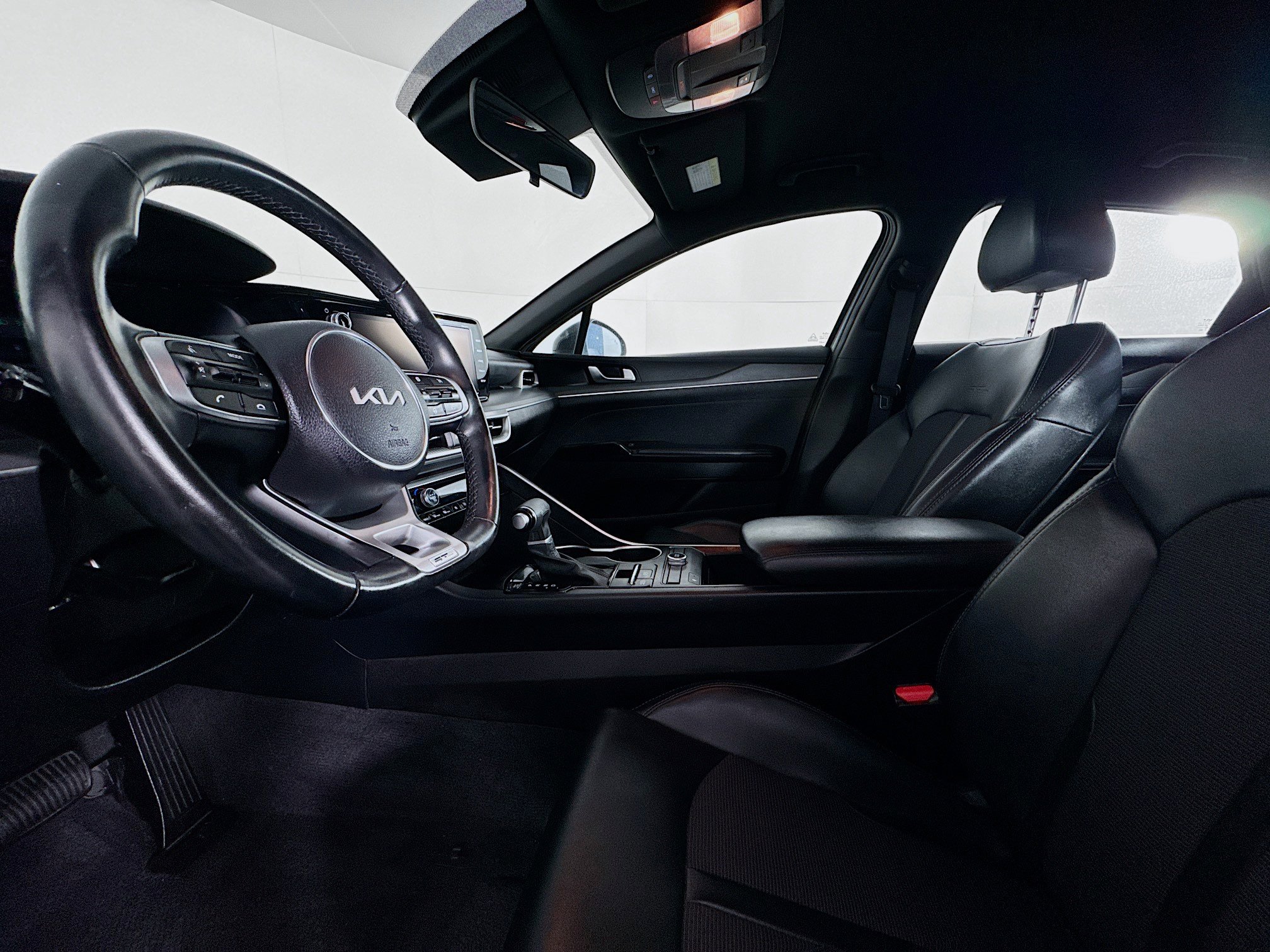 Used 2023 Kia K5 GT-Line image 21
