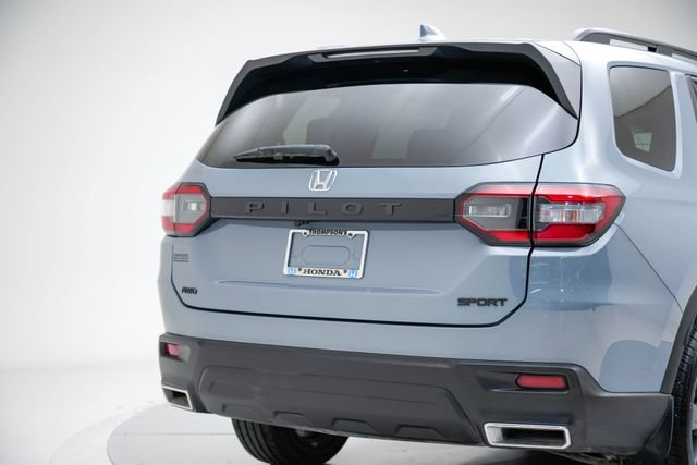 Certified 2025 Honda Pilot Sport image 26