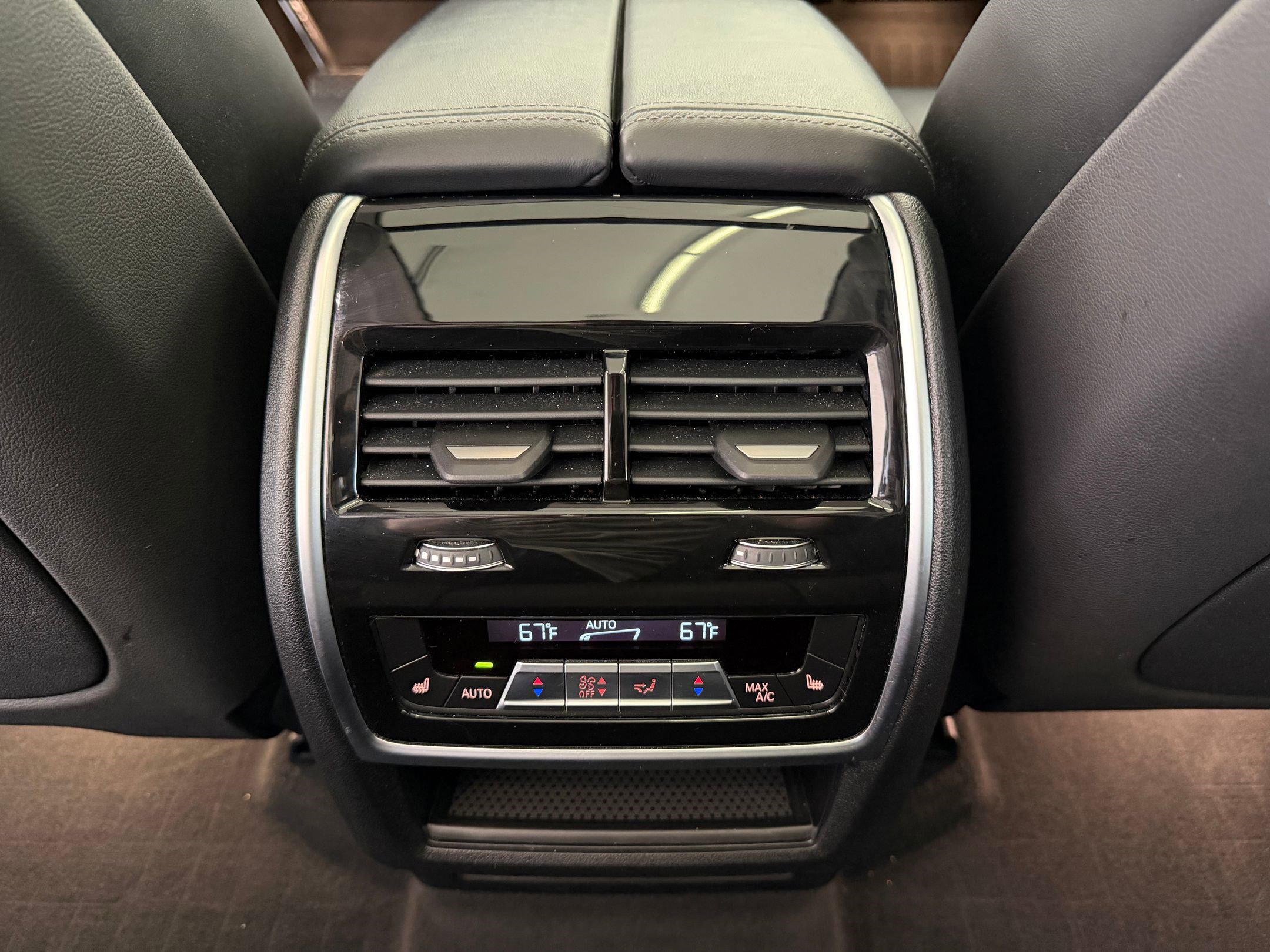 Used 2019 BMW X7 xDrive40i w/ Premium Package image 30