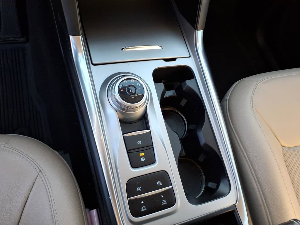 Used 2021 Ford Explorer Limited w/ Equipment Group 301A image 32