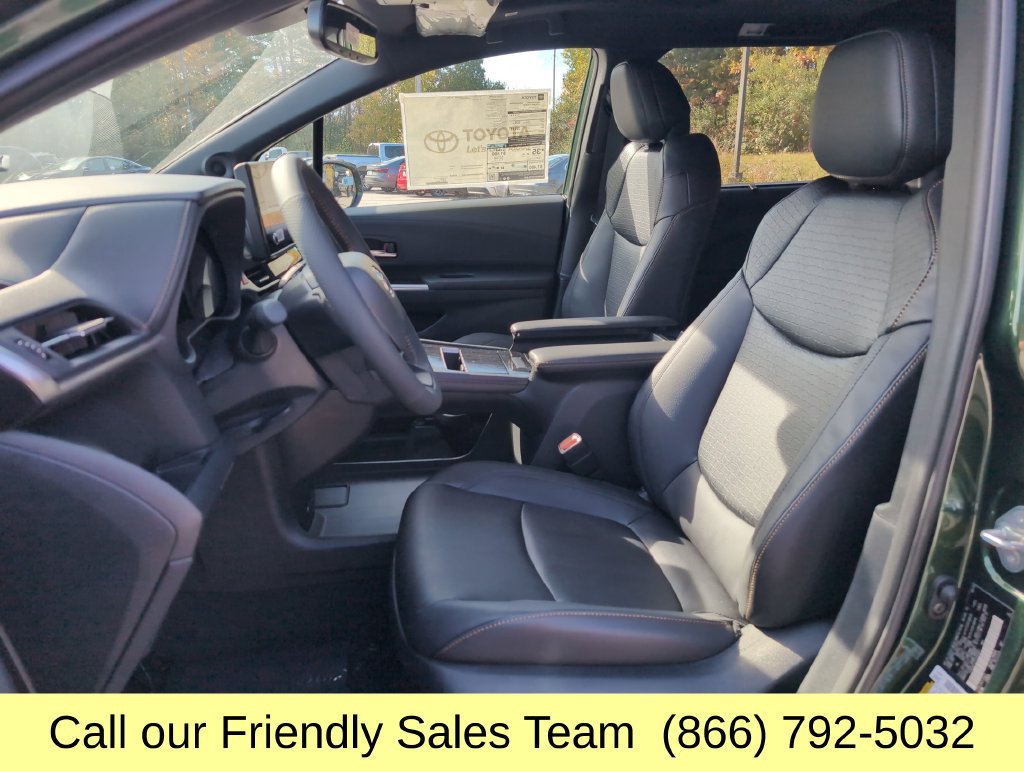 New 2026 Toyota Sienna XLE Woodland Edition AWD/4WD image 9