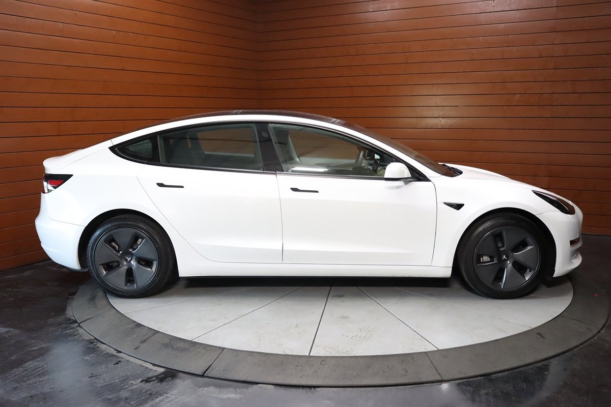 Used 2023 Tesla Model 3 Standard Range RWD image 18