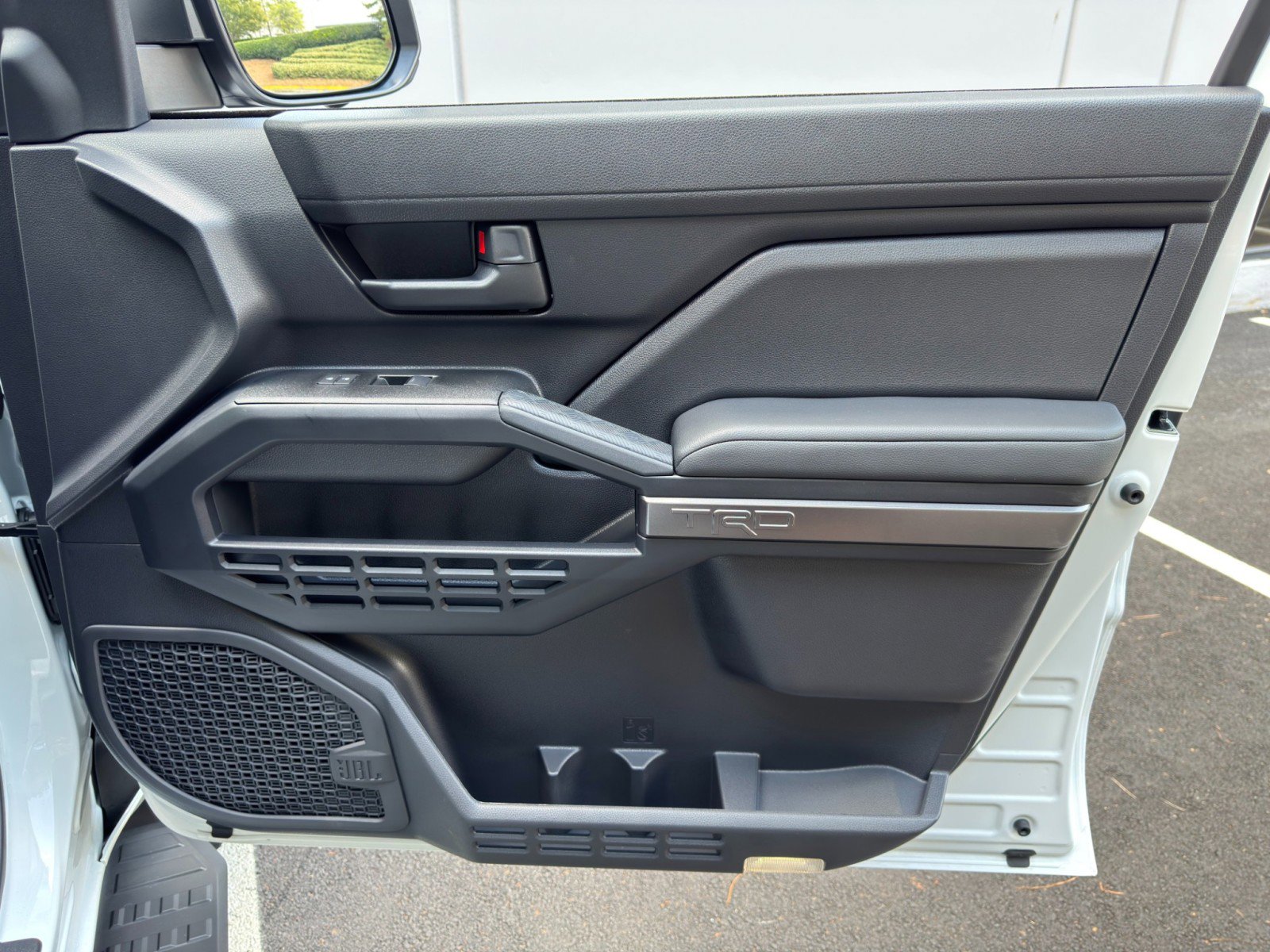 Used 2025 Toyota 4Runner TRD Off-Road image 47