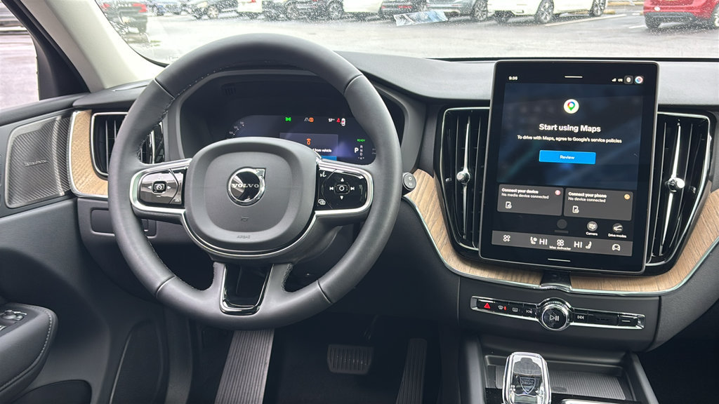 New 2027 Volvo XC60 T8 Plus AWD/4WD image 7