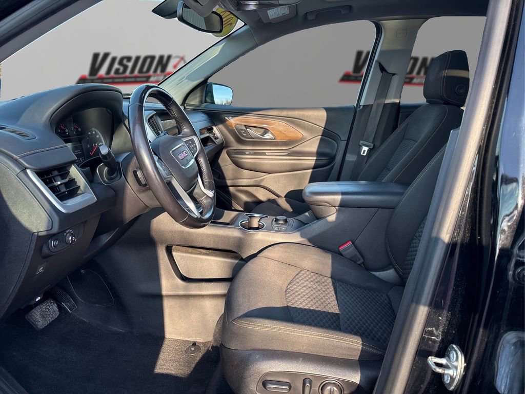 Used 2018 GMC Terrain SLE w/ Driver Convenience Package image 9