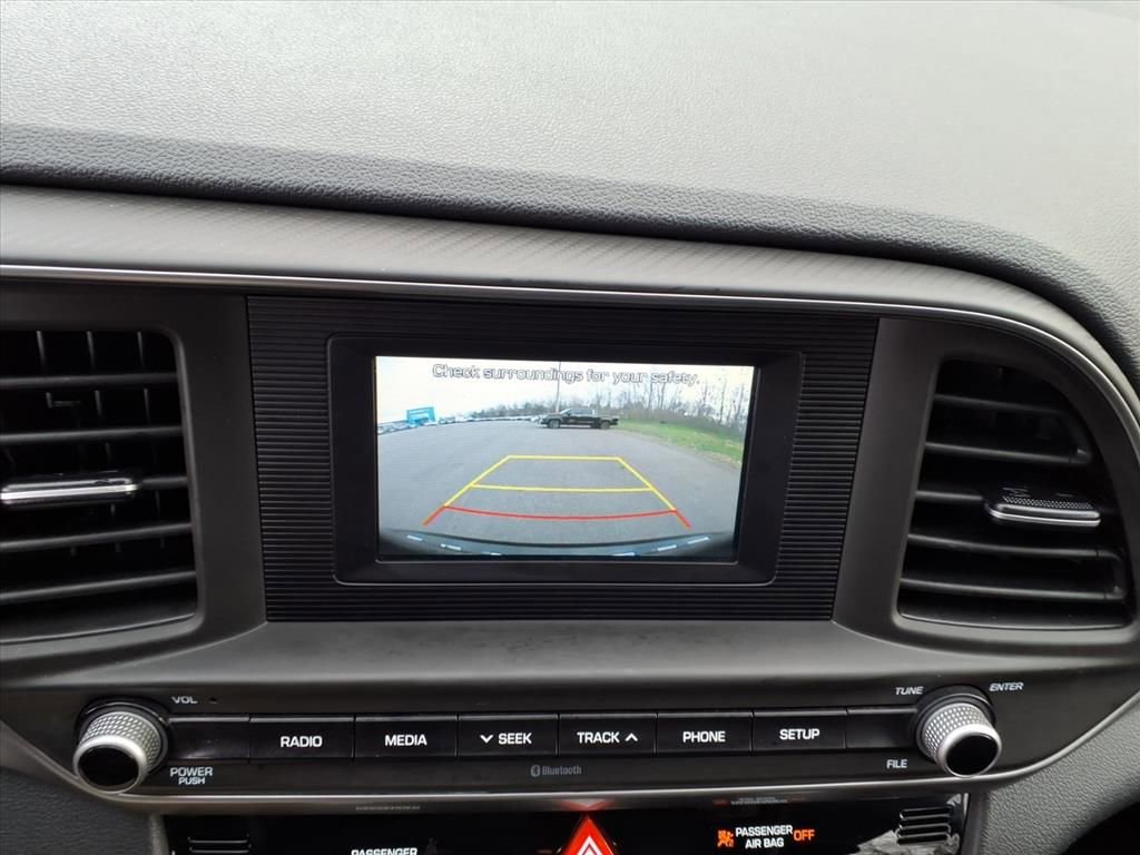 Used 2020 Hyundai Elantra SE w/ Cargo Package (C1) image 25