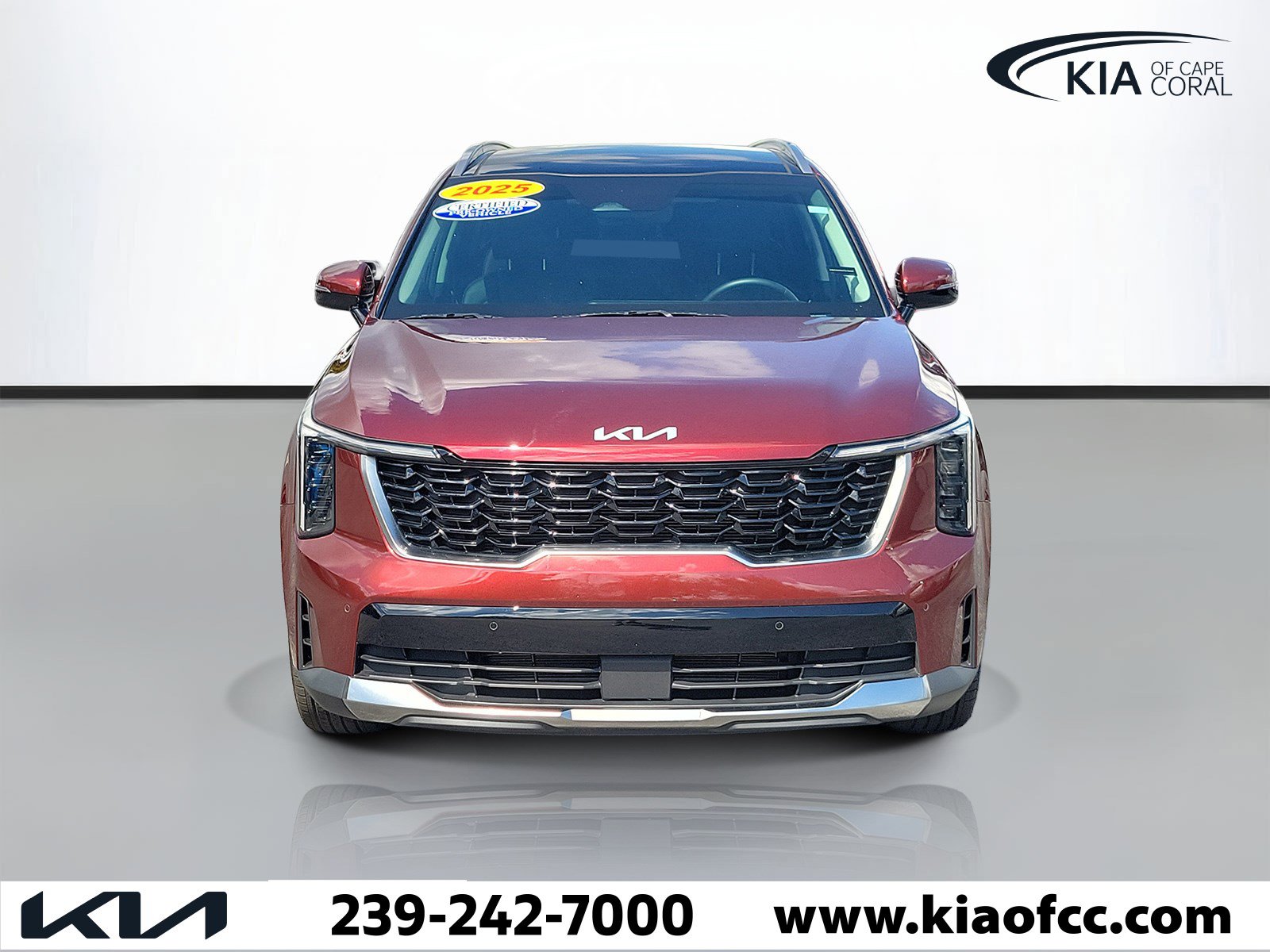 Certified 2025 Kia Sorento S w/ Panoramic Sunroof Package FWD image 2