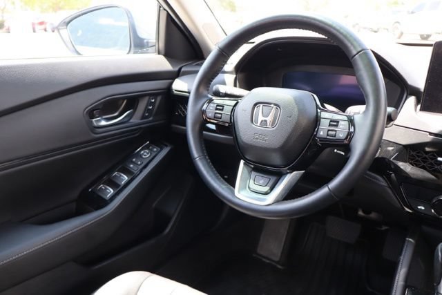 Used 2025 Honda Accord Touring image 12