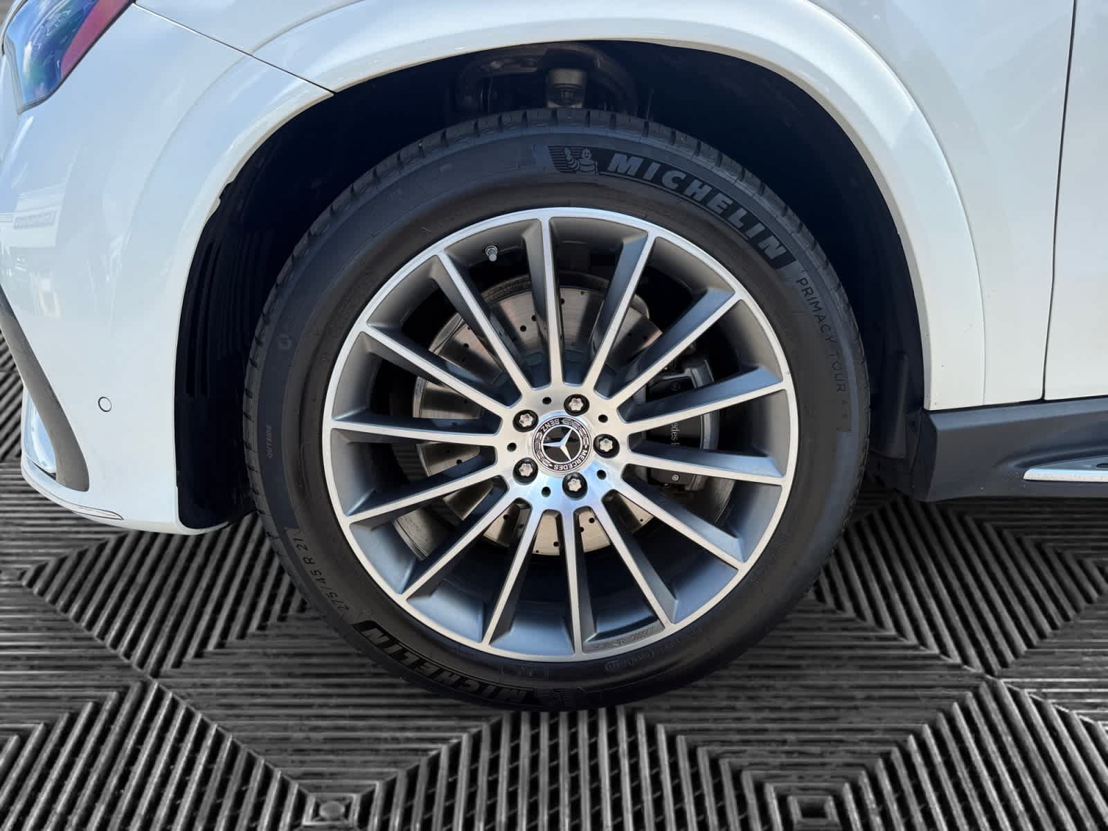 Certified 2024 Mercedes-Benz GLE 450e 4MATIC image 9