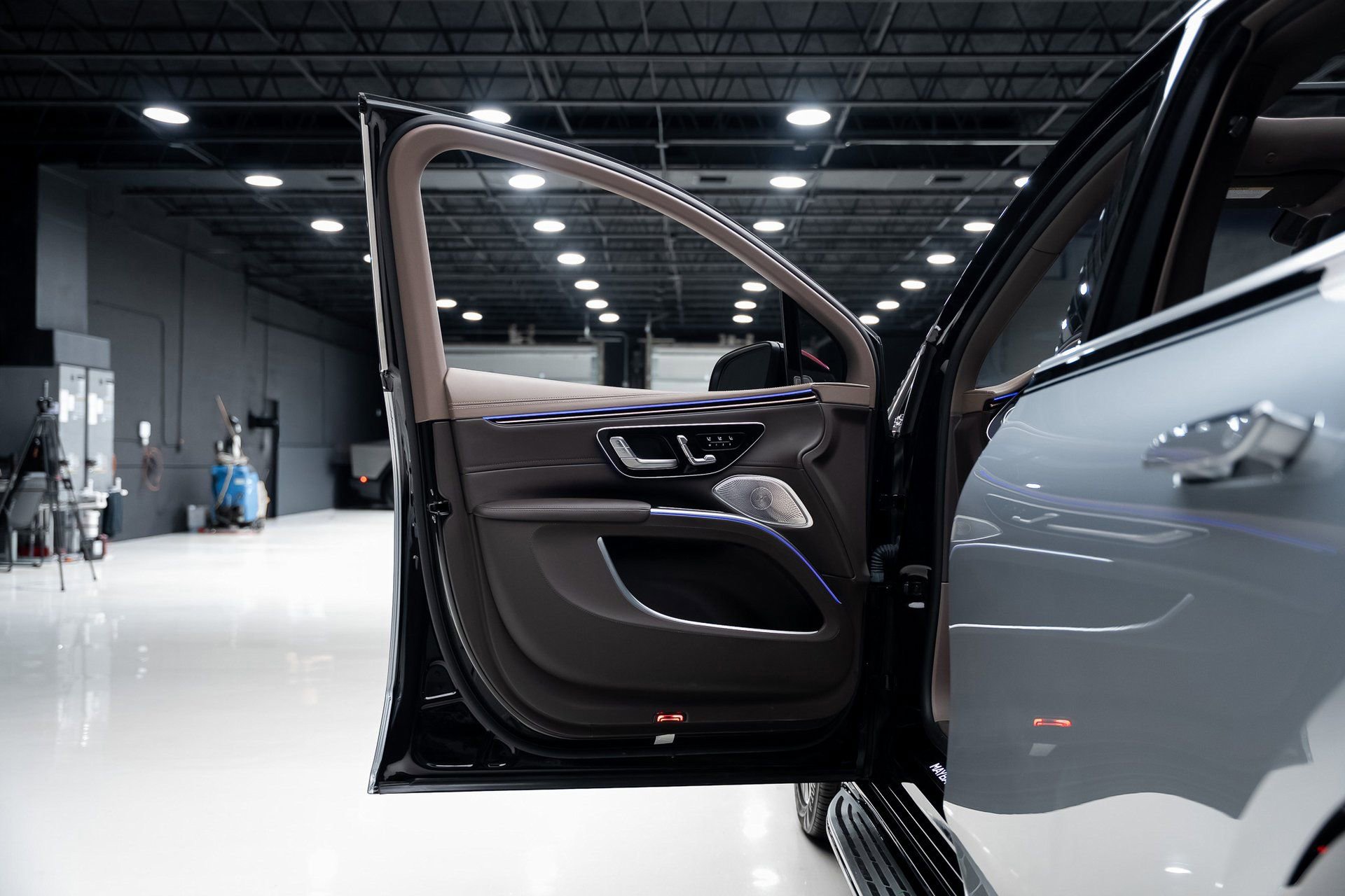 Used 2024 Mercedes-Benz Maybach EQS 680 4MATIC image 52