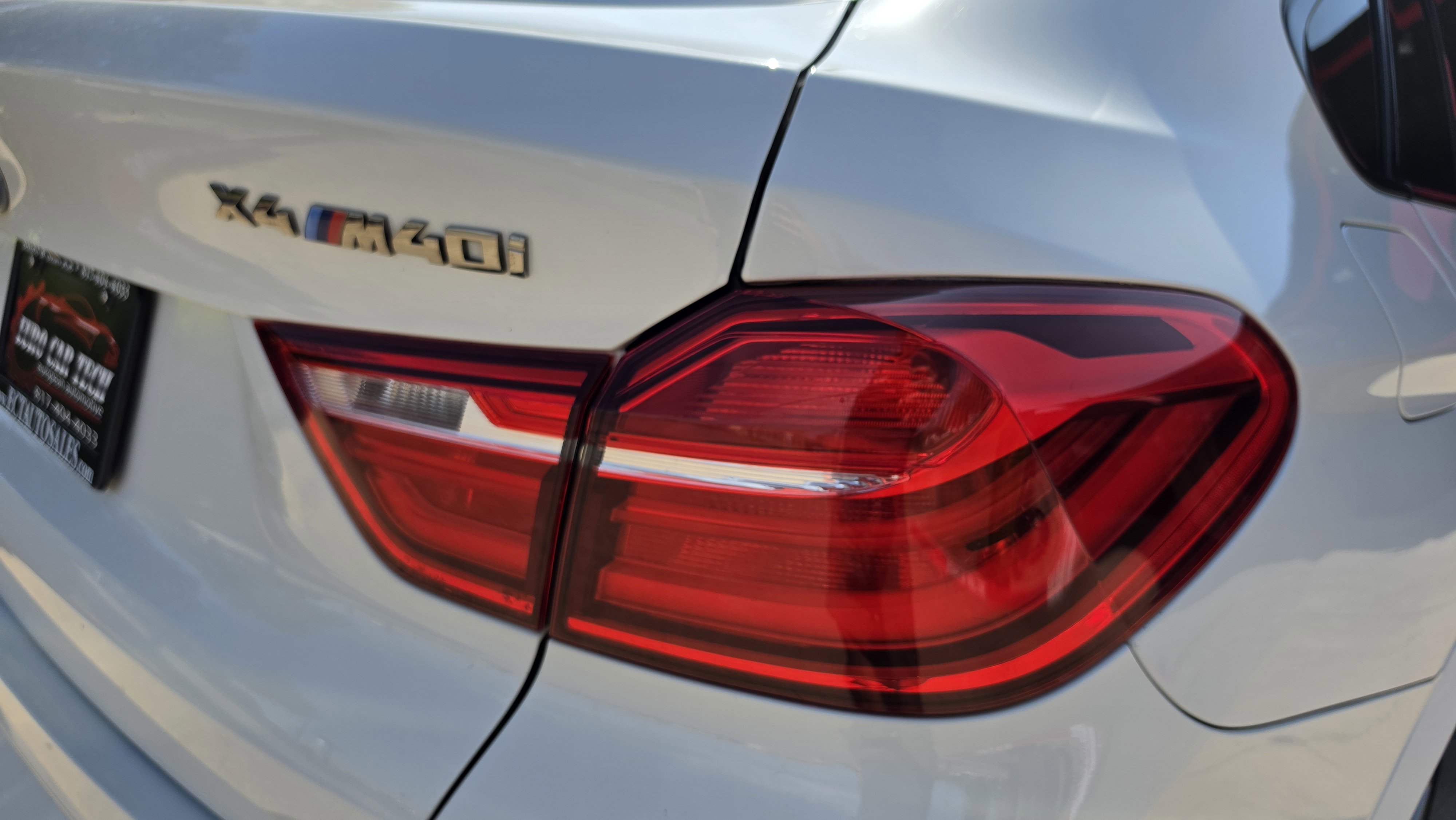 Used 2017 BMW X4 M40i image 9
