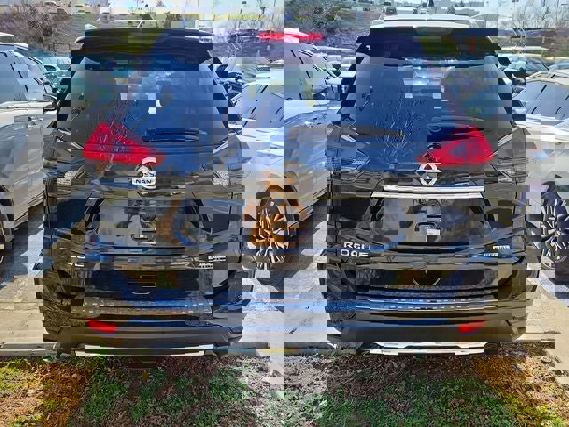 Used 2019 Nissan Rogue S w/ Special Edition Package image 5