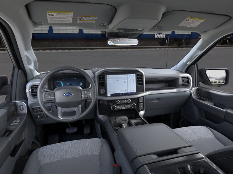 New 2025 Ford F150 Lightning XLT image 9