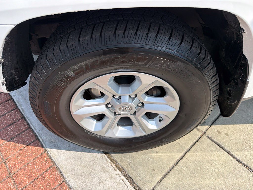 Used 2019 Toyota 4Runner SR5 RWD image 10