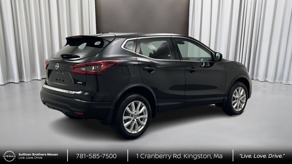 Certified 2022 Nissan Rogue Sport S AWD/4WD image 5