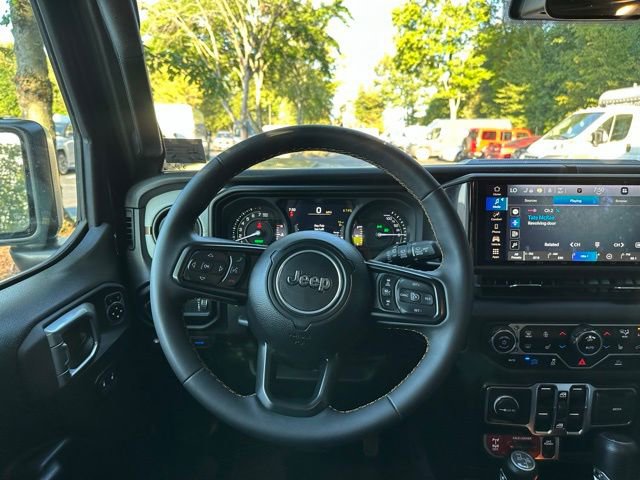 Used 2024 Jeep Wrangler Unlimited image 21