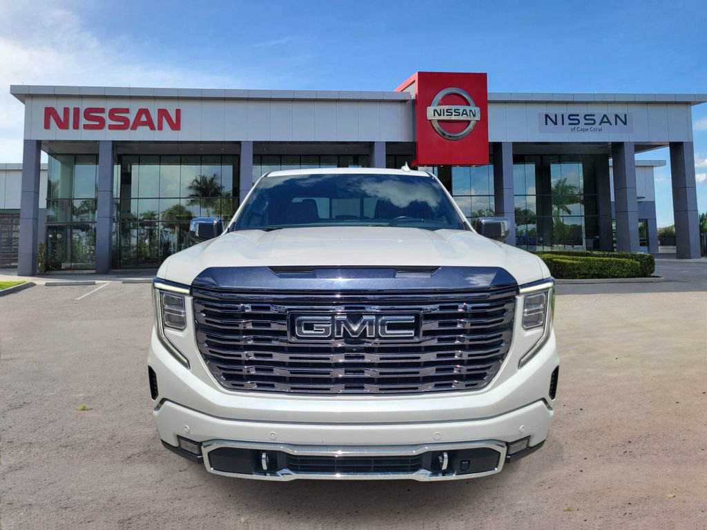 Used 2023 GMC Sierra 1500 Denali Ultimate image 10