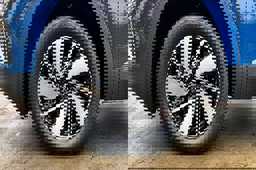 New 2026 Volkswagen Atlas SE image 8