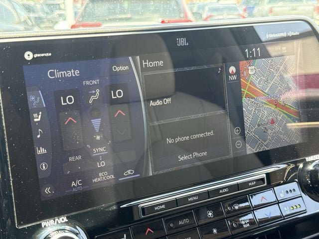 Used 2021 Toyota Highlander Limited FWD image 19