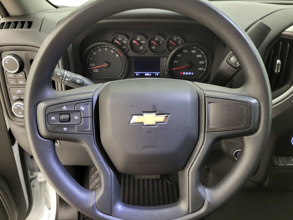 New 2025 Chevrolet Silverado 1500 Custom image 4
