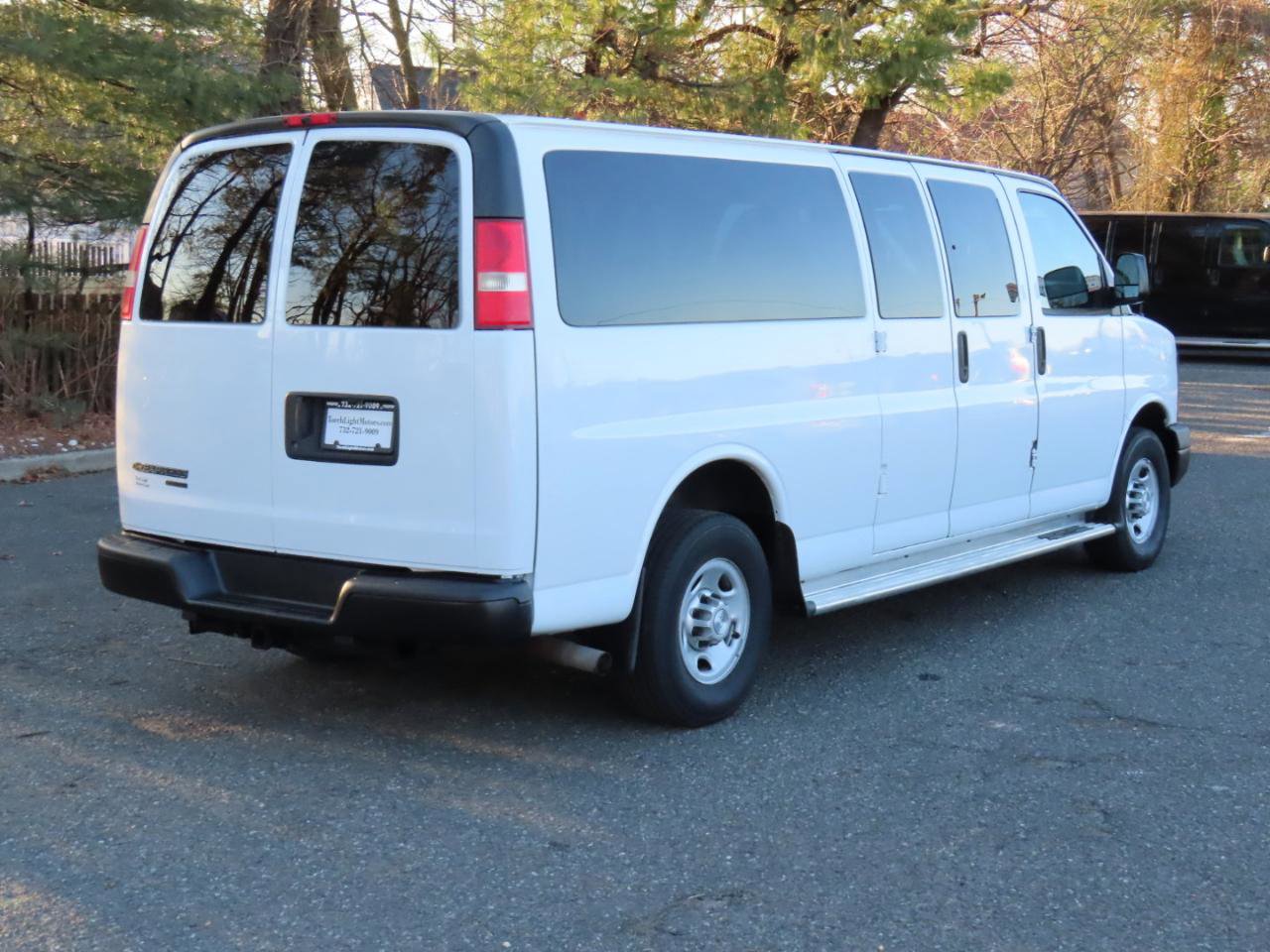 Used 2014 Chevrolet Express 3500 LS image 16