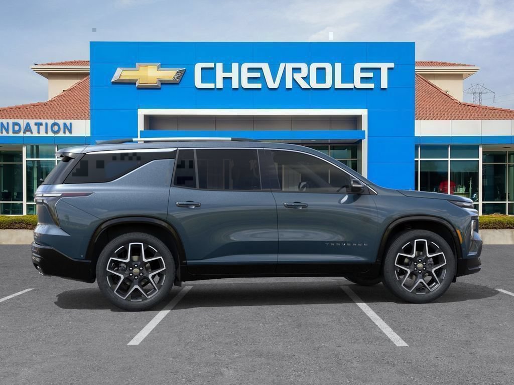New 2026 Chevrolet Traverse High Country w/ LPO, Floor Liner Package AWD/4WD image 5