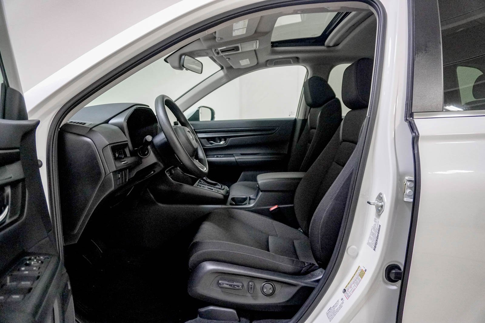 Certified 2025 Honda CR-V EX image 19