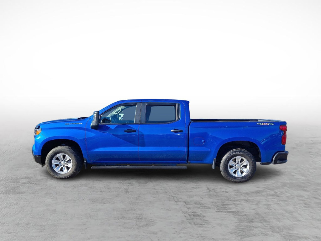 Used 2022 Chevrolet Silverado 1500 W/T w/ WT Value Package AWD/4WD image 2