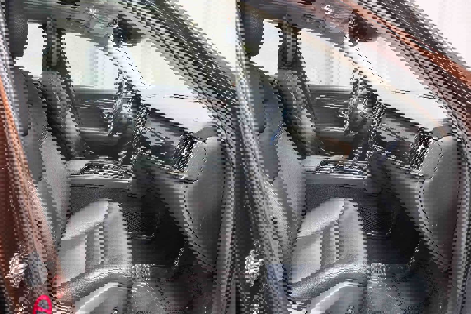 Used 2018 Volvo S90 T5 Momentum w/ Momentum Plus Package image 14