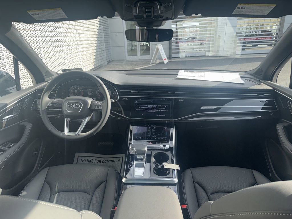 New 2025 Audi Q7 3.0T Premium Plus image 9