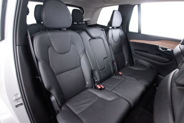 Certified 2025 Volvo XC90 B5 Plus w/ Protection Package Premier AWD/4WD image 34