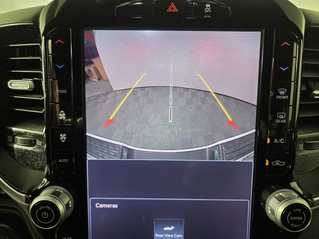 Certified 2026 RAM 2500 Laramie AWD/4WD image 14