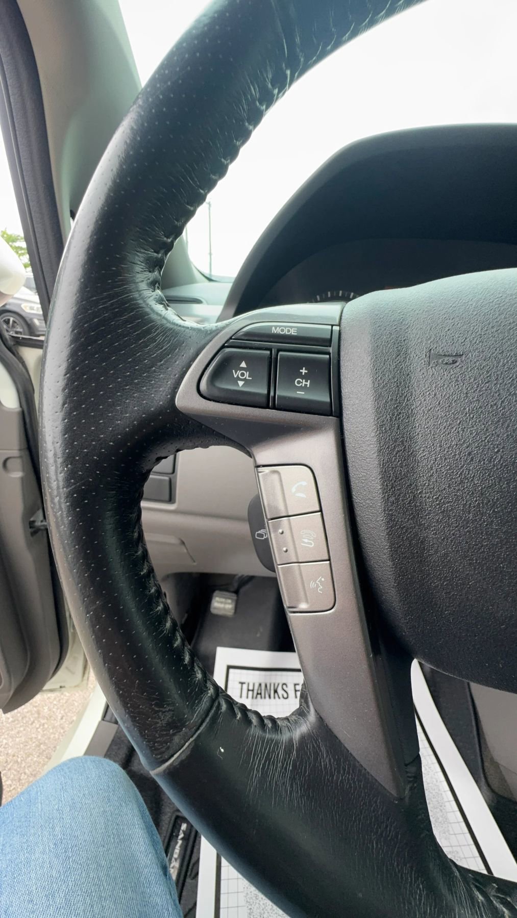 Used 2014 Honda Odyssey Touring Elite image 17