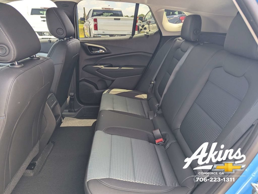 New 2026 Chevrolet Trax LT w/ Sunroof Package FWD image 13