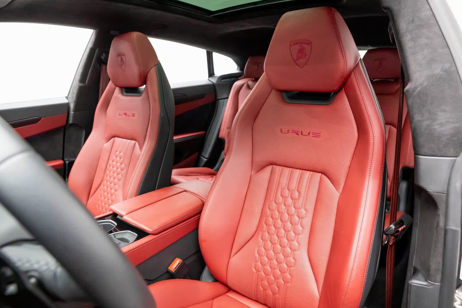 Used 2023 Lamborghini Urus S image 12
