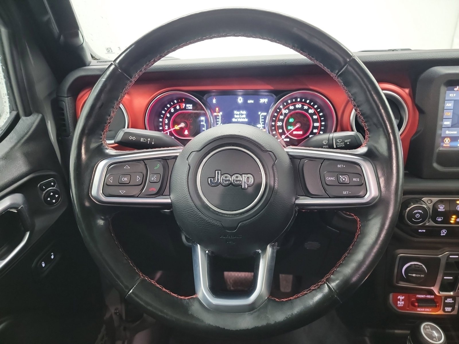 Used 2020 Jeep Gladiator Rubicon w/ LED Lighting Group image 17